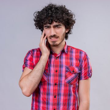 Common Causes of Discomfort After Tooth Extraction