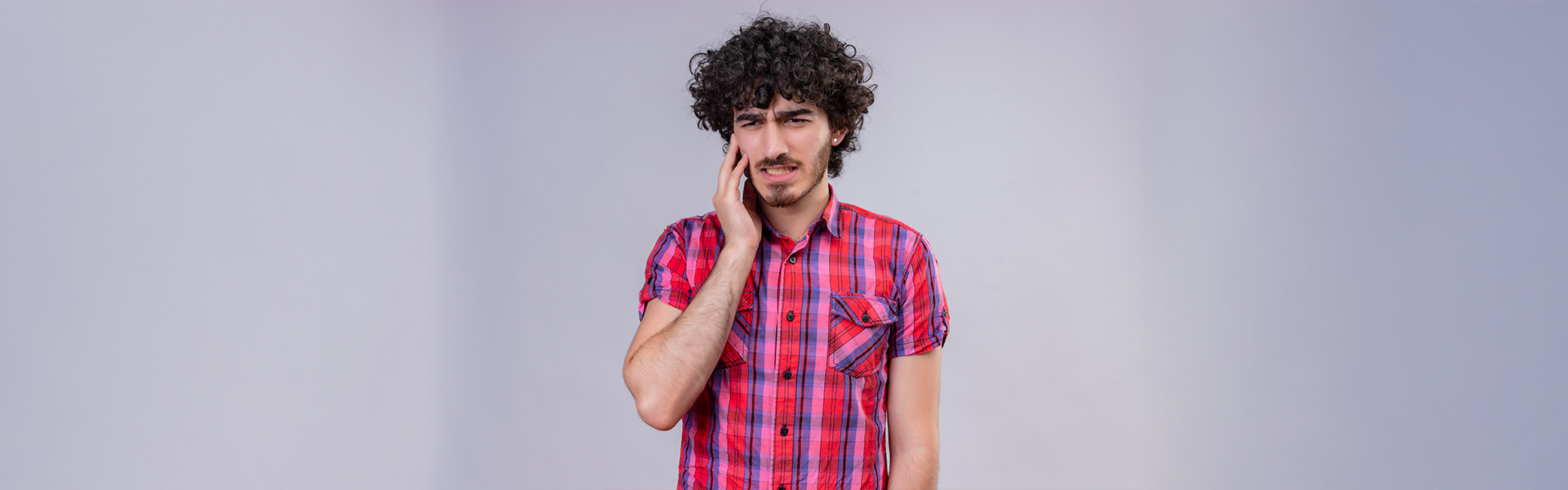 Common Causes of Discomfort After Tooth Extraction